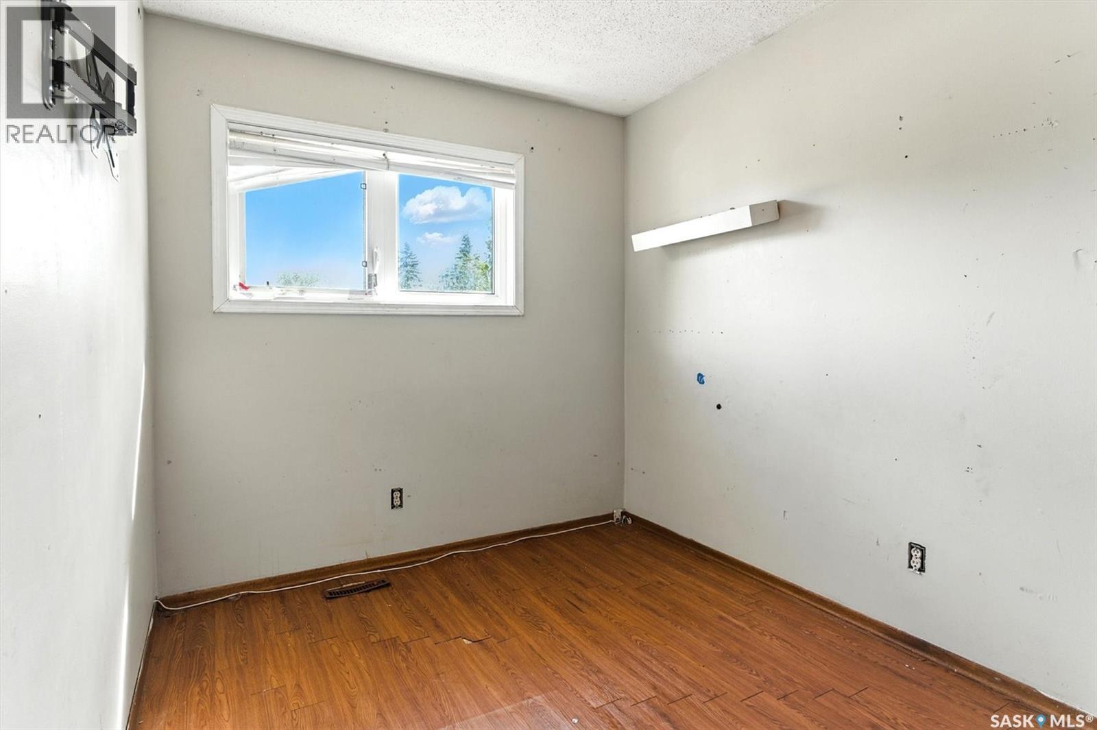547 Sebestyen Crescent, Saskatoon, Saskatchewan  S7K 6W2 - Photo 25 - SK016571