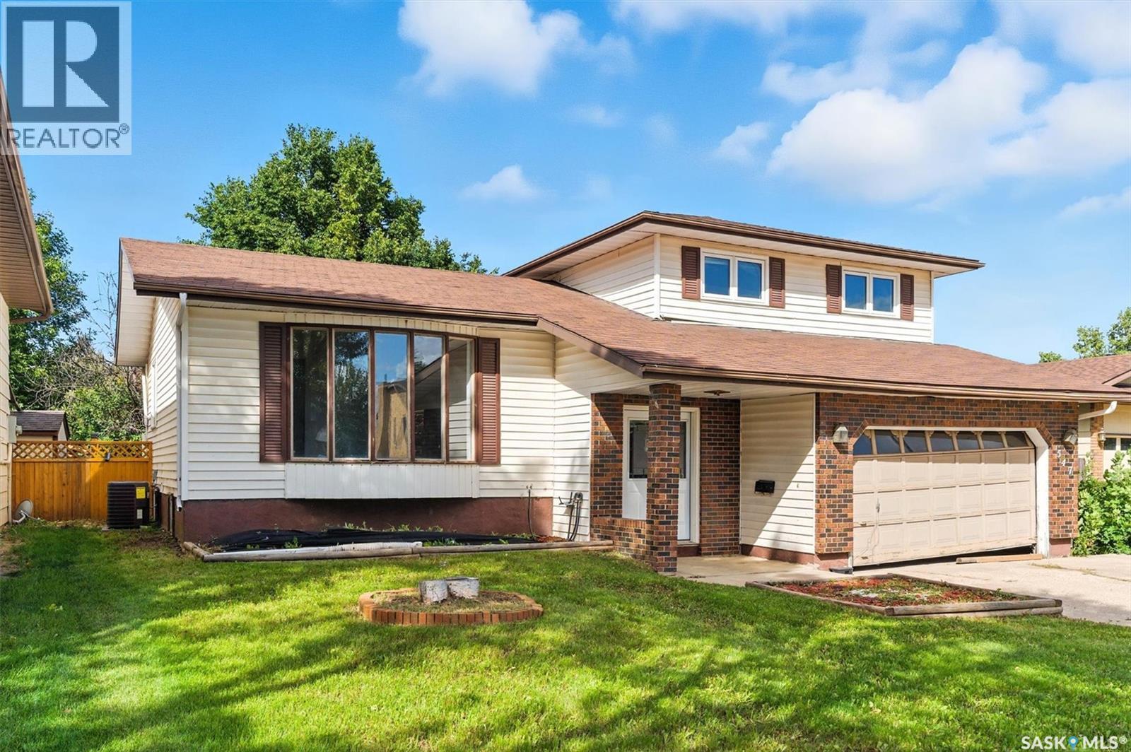 547 Sebestyen Crescent, Saskatoon, Saskatchewan  S7K 6W2 - Photo 38 - SK016571