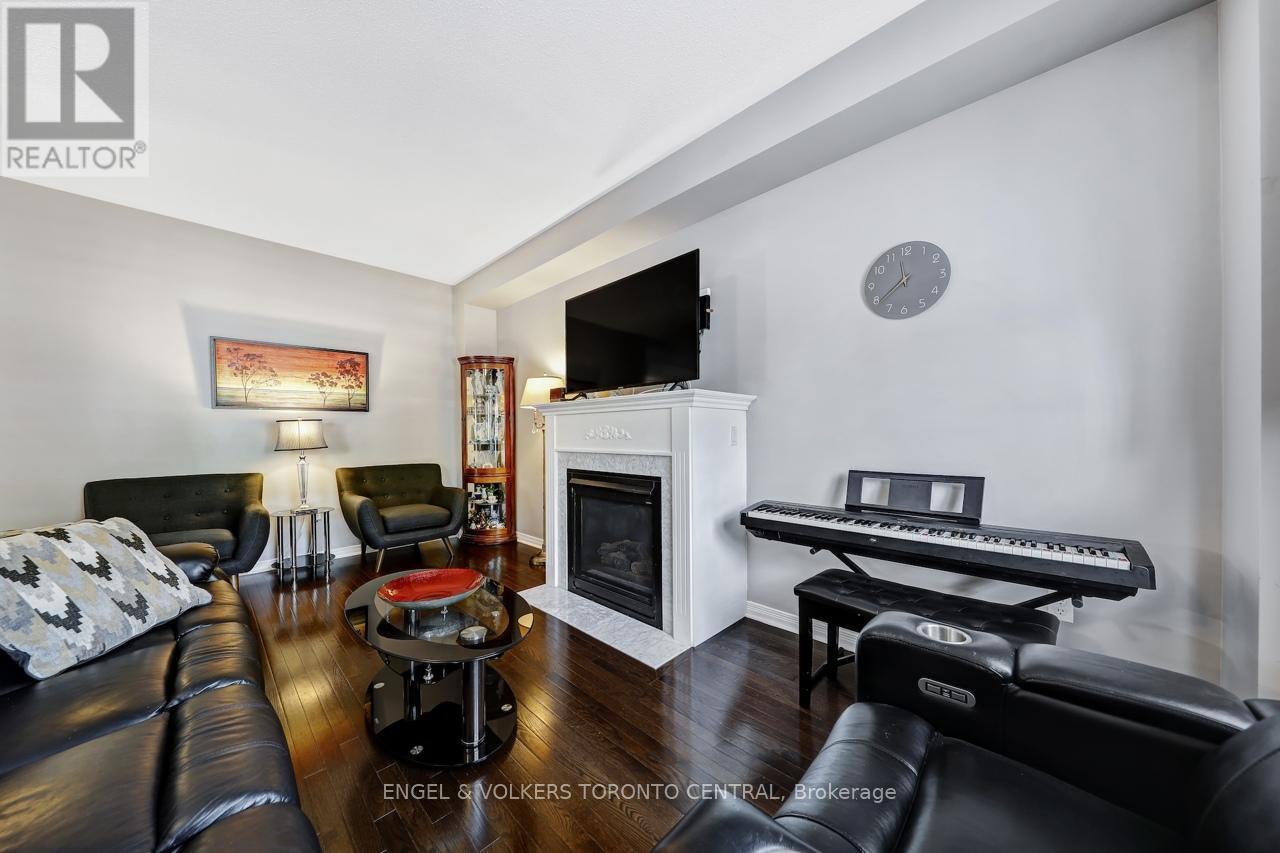 26 Mcphail Avenue, Clarington, Ontario  L1C 0J7 - Photo 12 - E12362907
