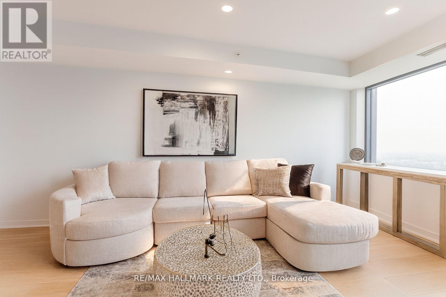 1302 - 2920 Highway 7 Road, Vaughan (Concord), Ontario  L4K 0P4 - Photo 6 - N12362952