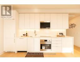 1302 - 2920 HIGHWAY 7 ROAD, Vaughan, Ontario