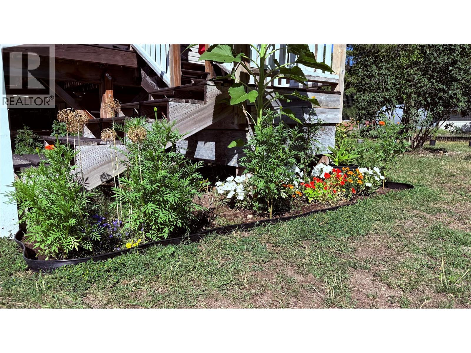 654 Sixth Avenue, Midway, British Columbia  V0H 1M0 - Photo 15 - 10360499