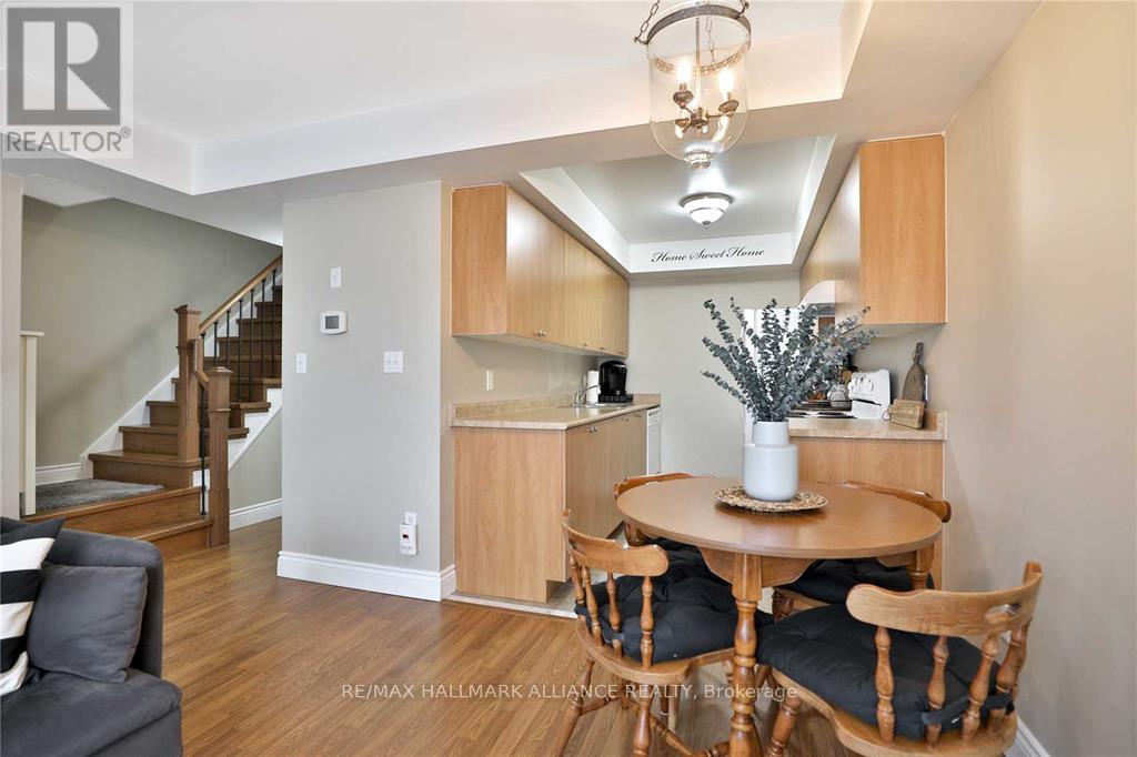 81 - 4620 Guildwood Way, Mississauga, Ontario  L5R 4H5 - Photo 6 - W12362876