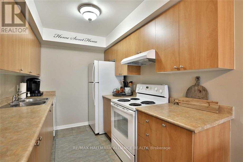 81 - 4620 Guildwood Way, Mississauga, Ontario  L5R 4H5 - Photo 7 - W12362876