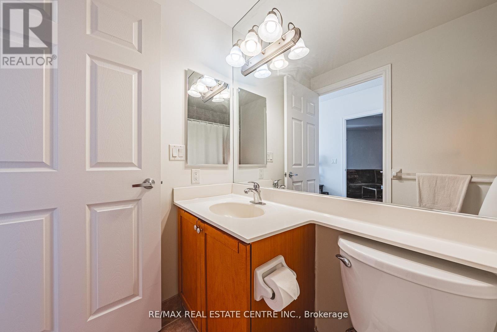 1130 - 3888 Duke Of York Boulevard, Mississauga, Ontario  L5B 4P5 - Photo 19 - W12362963