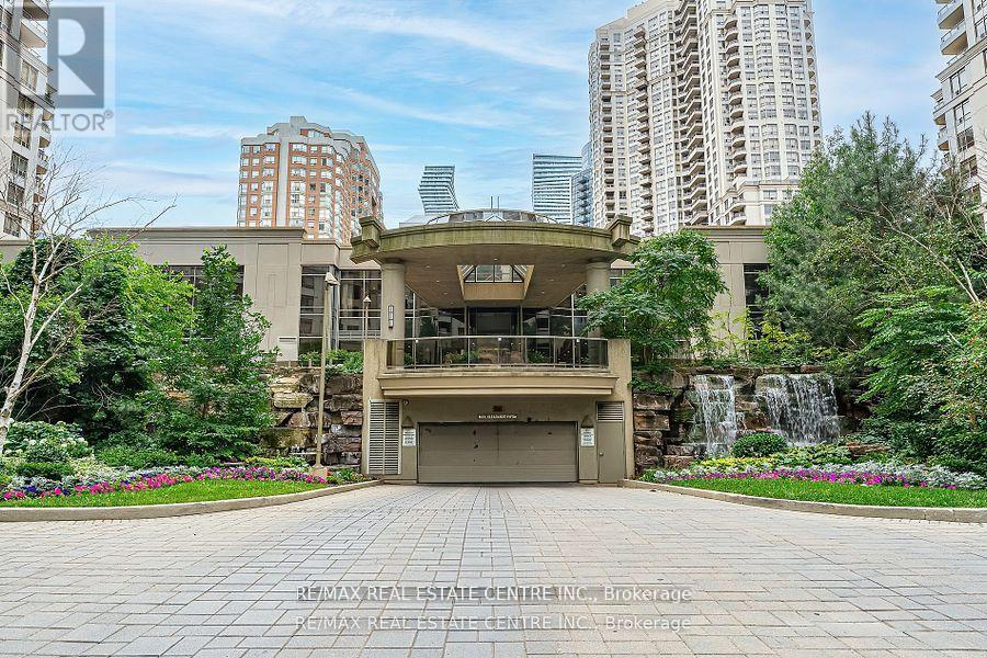 1130 - 3888 Duke Of York Boulevard, Mississauga, Ontario  L5B 4P5 - Photo 2 - W12362963