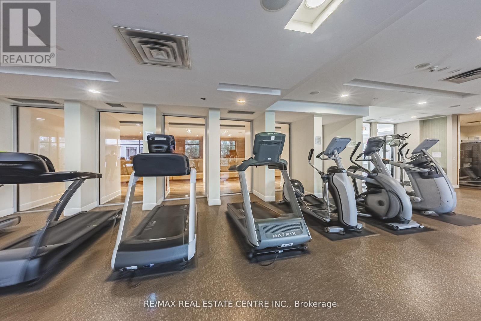 1130 - 3888 Duke Of York Boulevard, Mississauga, Ontario  L5B 4P5 - Photo 23 - W12362963