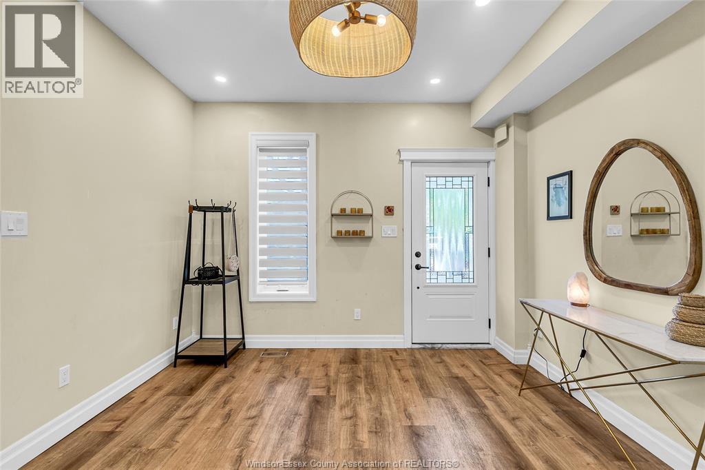 Property at 727 ARGYLE ROAD image 4