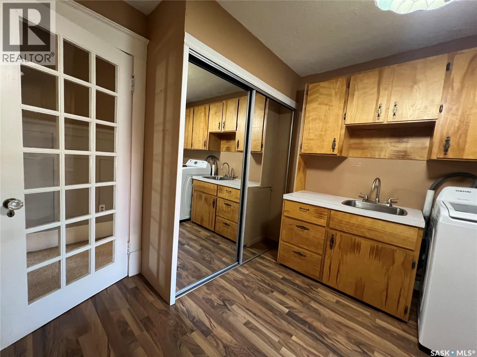 446 4th Avenue Ne, Swift Current, Saskatchewan  S9H 2J8 - Photo 27 - SK016430