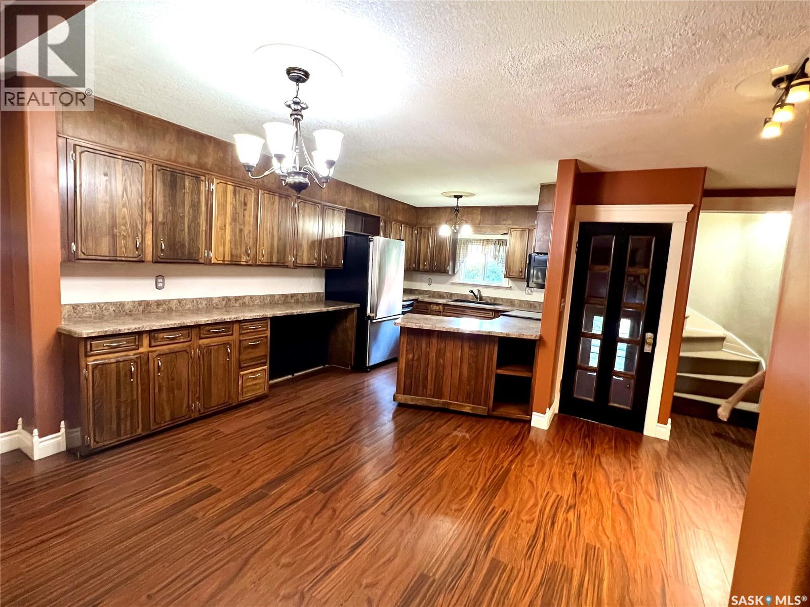 446 4th Avenue Ne, Swift Current, Saskatchewan  S9H 2J8 - Photo 6 - SK016430
