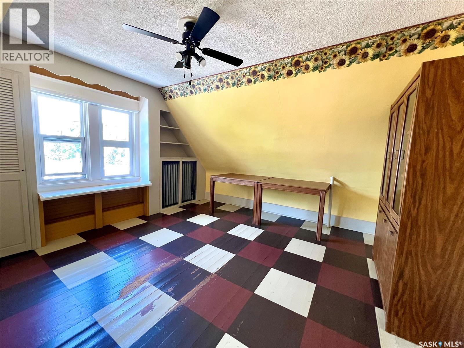 446 4th Avenue Ne, Swift Current, Saskatchewan  S9H 2J8 - Photo 36 - SK016430