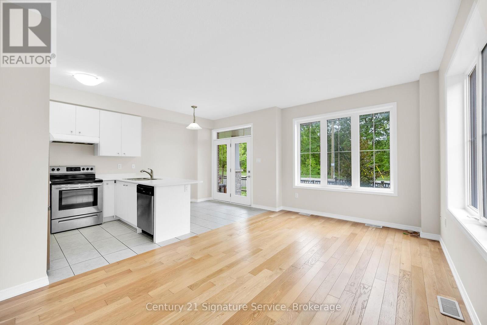 9 - 8273 Tulip Tree Drive N, Niagara Falls, Ontario  L2H 3S8 - Photo 10 - X12362867
