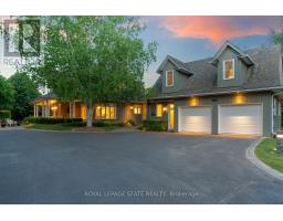 402 PROGRESTON ROAD, Hamilton, Ontario
