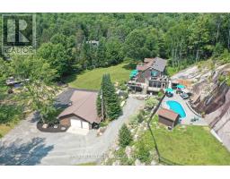 120 HUTCHESON BEACH ROAD, Huntsville, Ontario