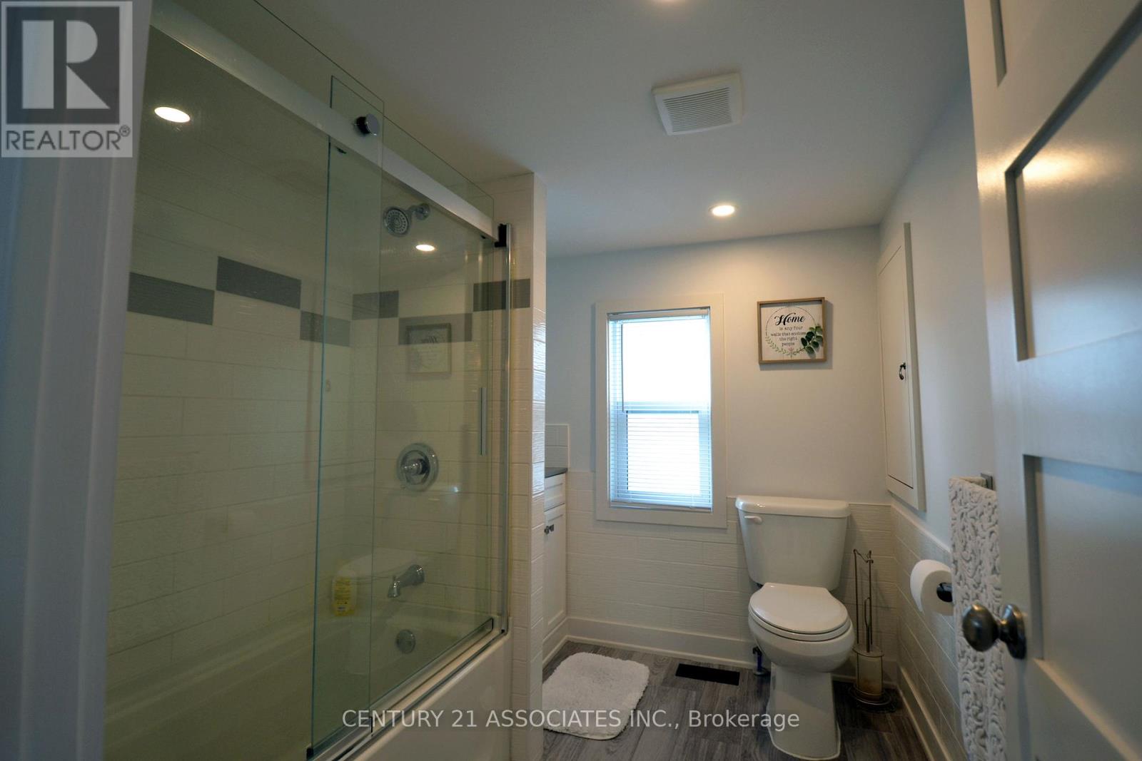 71 Deere Street, Welland, Ontario  L3B 2L7 - Photo 25 - X12362962