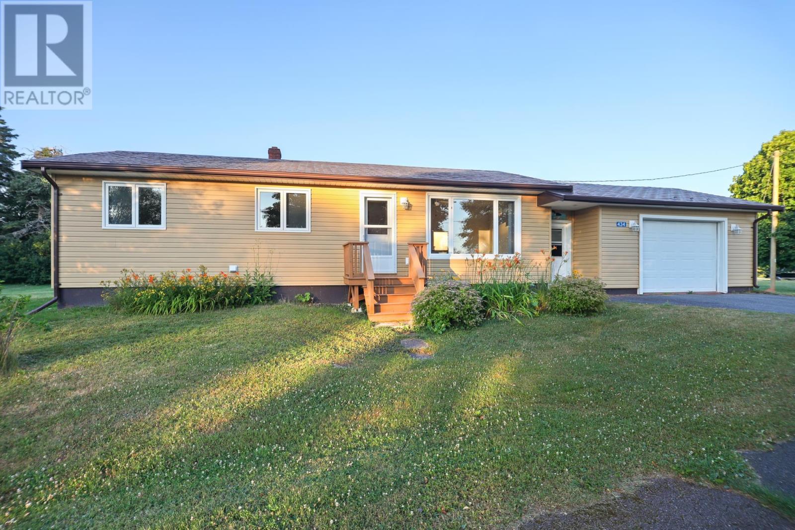 434 Dystant Road, Ellerslie-Bideford, Prince Edward Island  C0B 1J0 - Photo 1 - 202521544