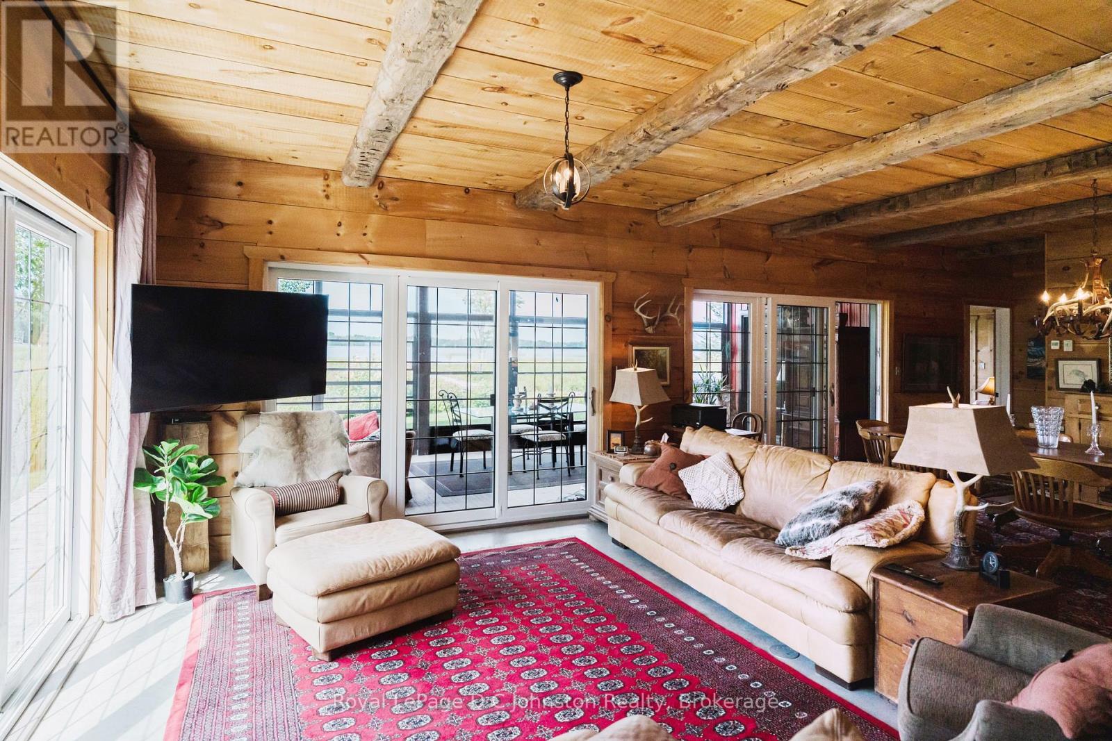 11 Lake Drive, South Bruce Peninsula, Ontario  N0H 1A0 - Photo 12 - X12362970