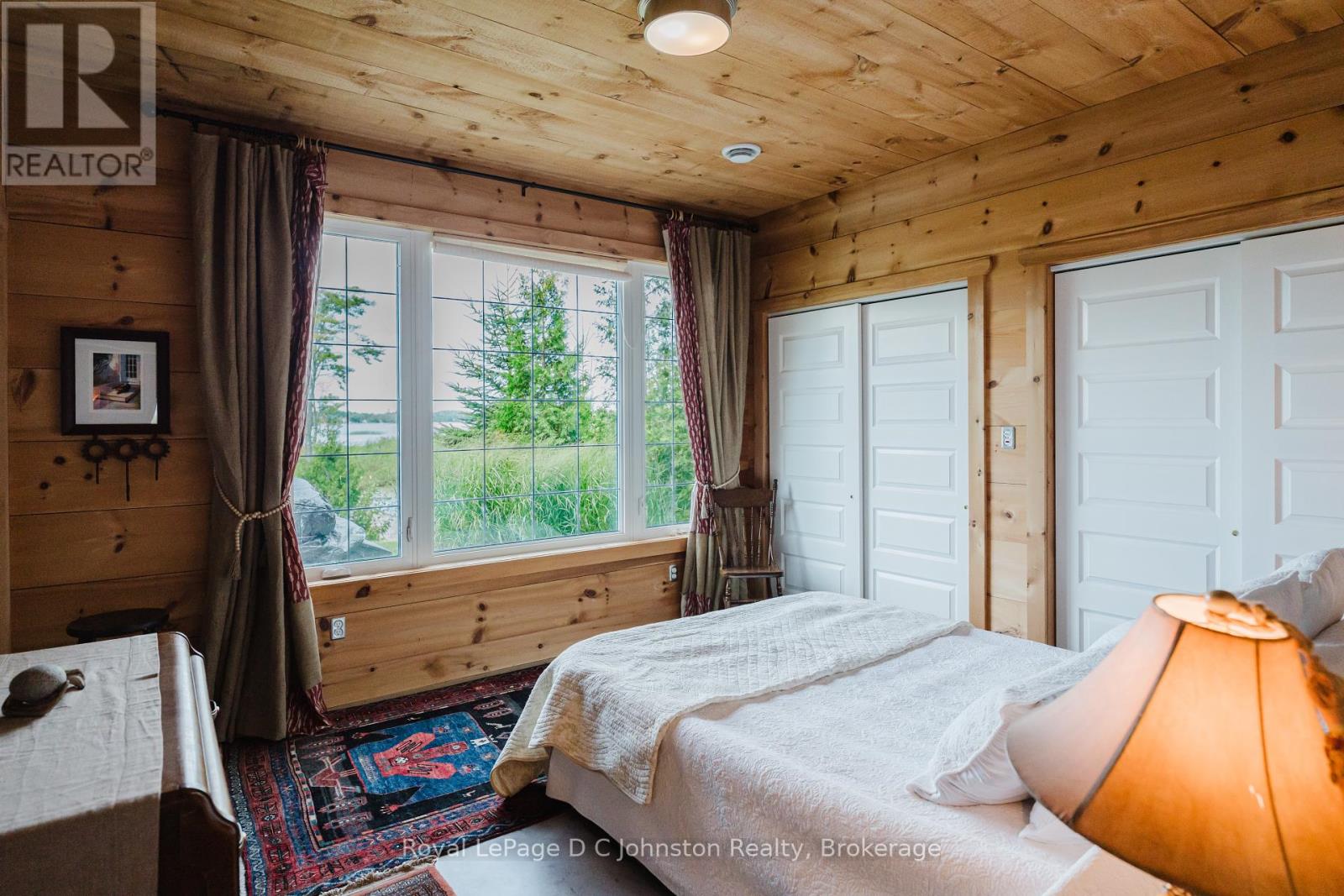 11 Lake Drive, South Bruce Peninsula, Ontario  N0H 1A0 - Photo 20 - X12362970