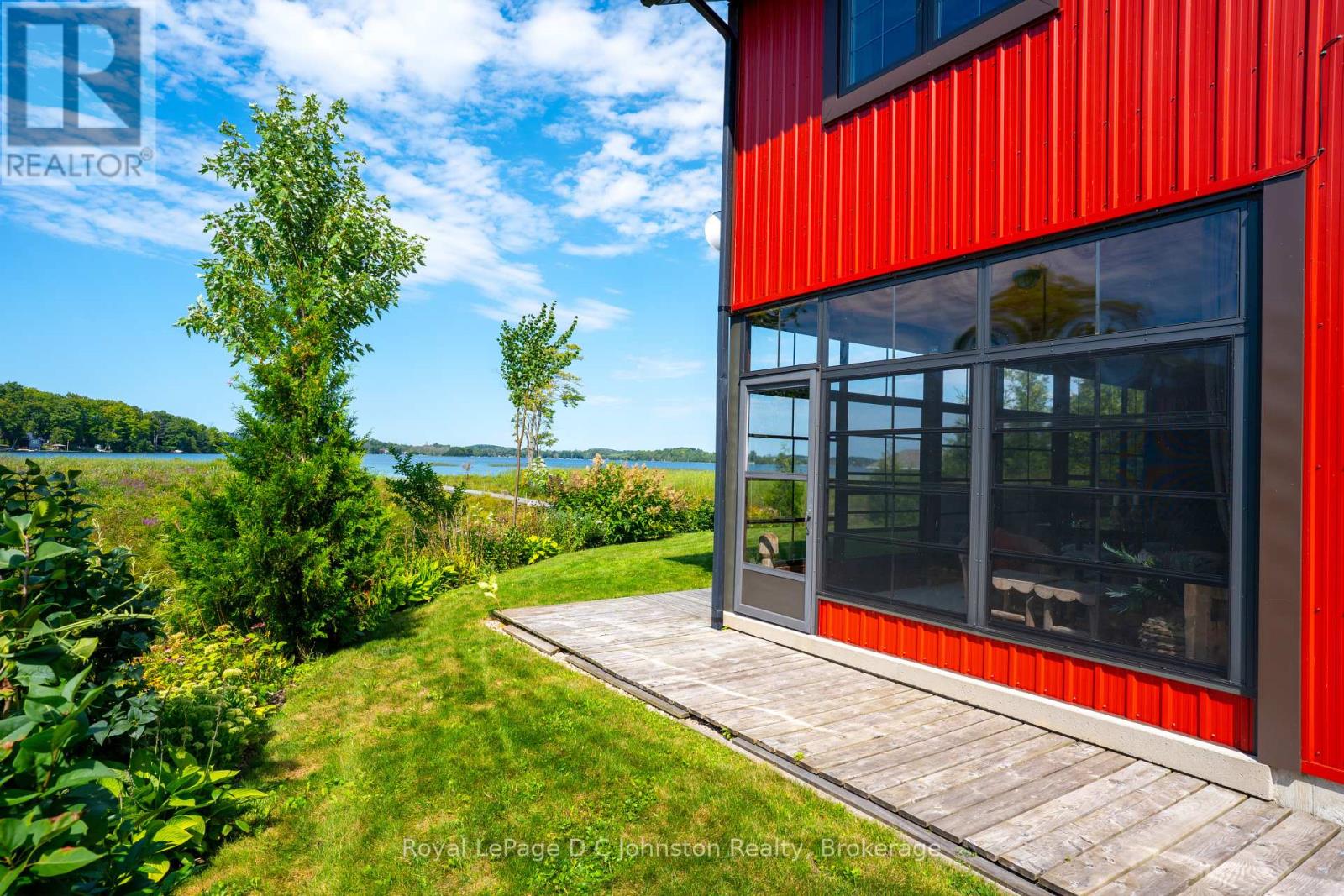 11 Lake Drive, South Bruce Peninsula, Ontario  N0H 1A0 - Photo 32 - X12362970