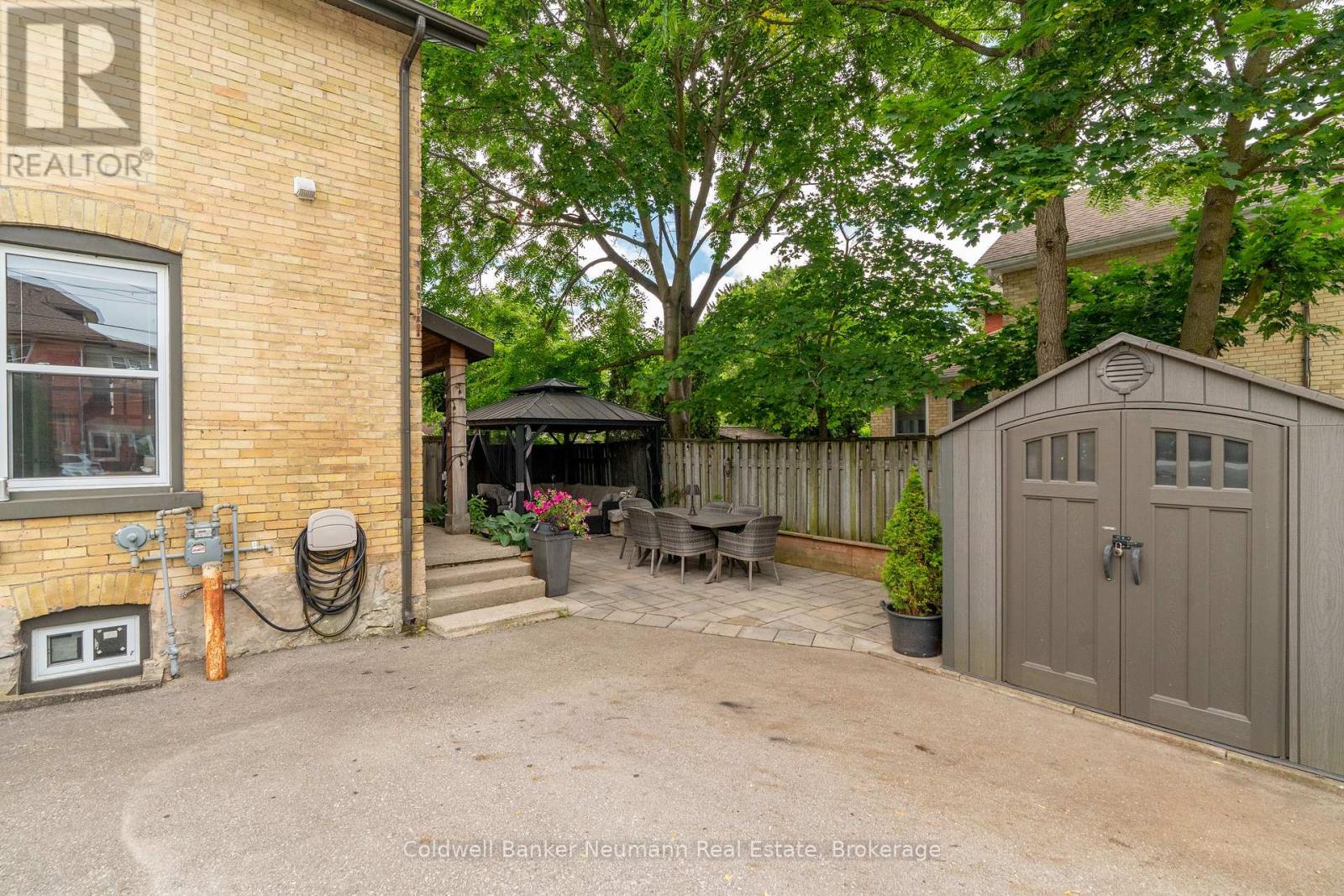 394 Woolwich Street, Guelph, Ontario  N1H 3Y7 - Photo 39 - X12363013