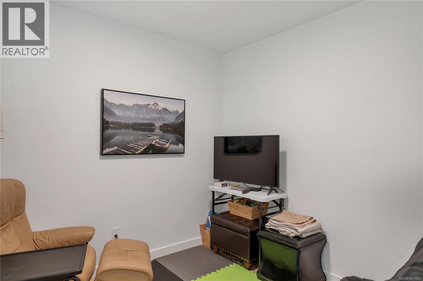 402 536 Island Hwy S, Campbell River, British Columbia  V9W 1A5 - Photo 16 - 1011845