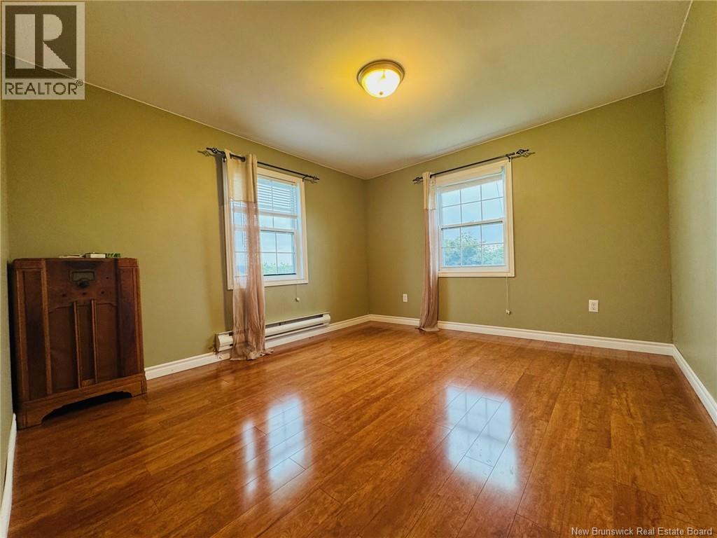 Property at 327 Victoria Street image 5