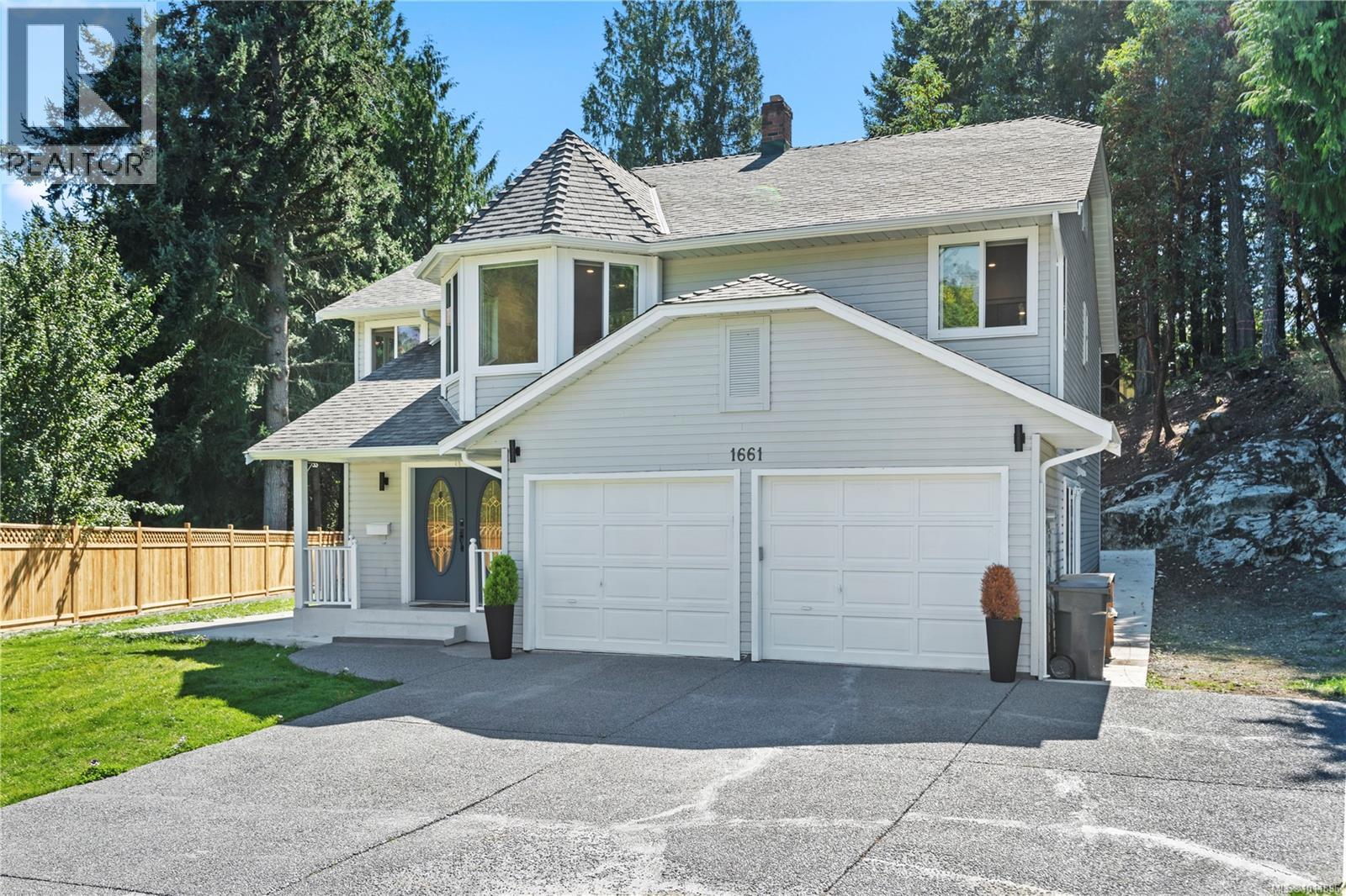 Property at 1661 Barrett Dr image 2