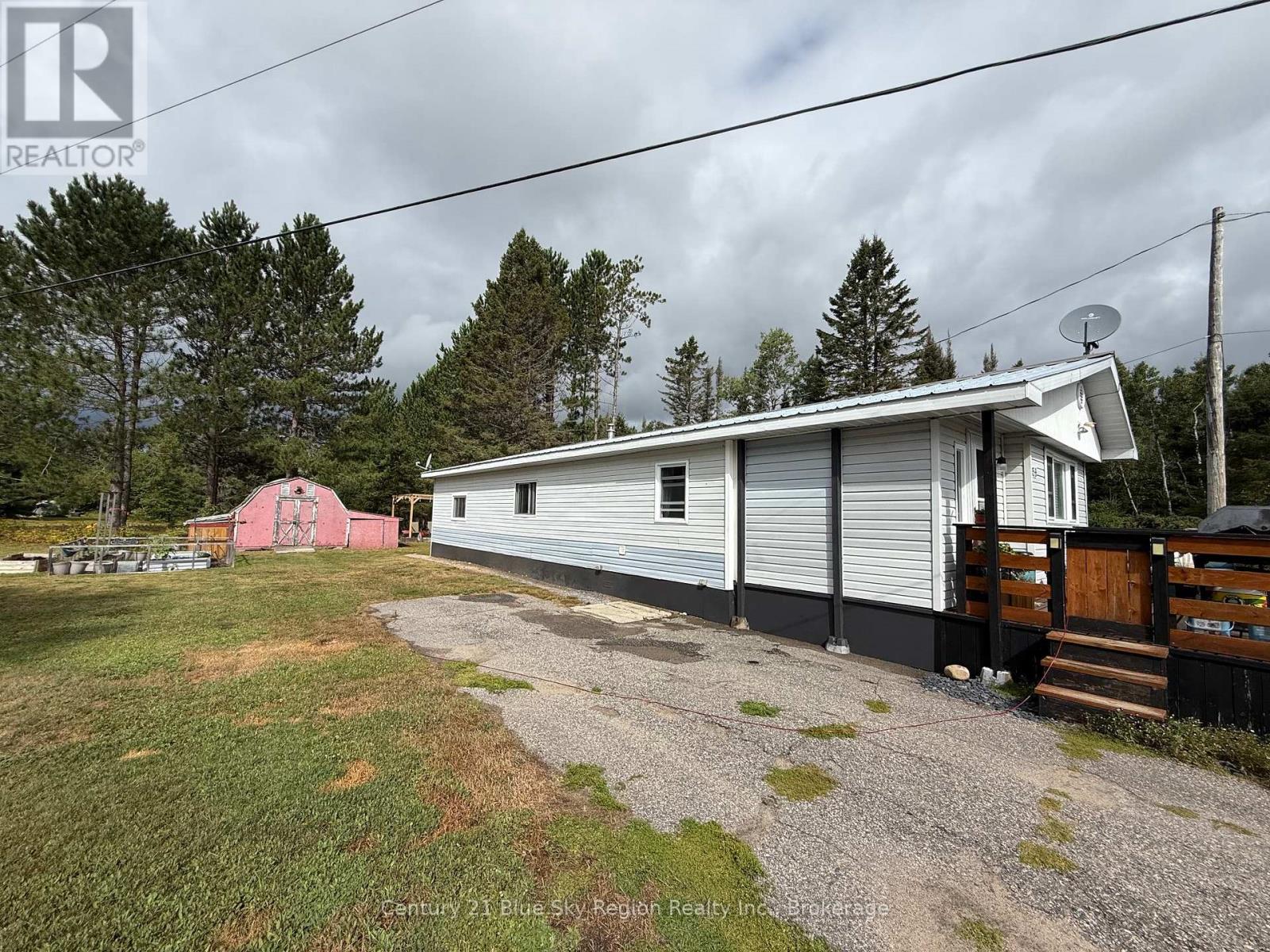 B - 15 Church Road, Unorganized Townships, Ontario  P0H 2A0 - Photo 4 - X12362968