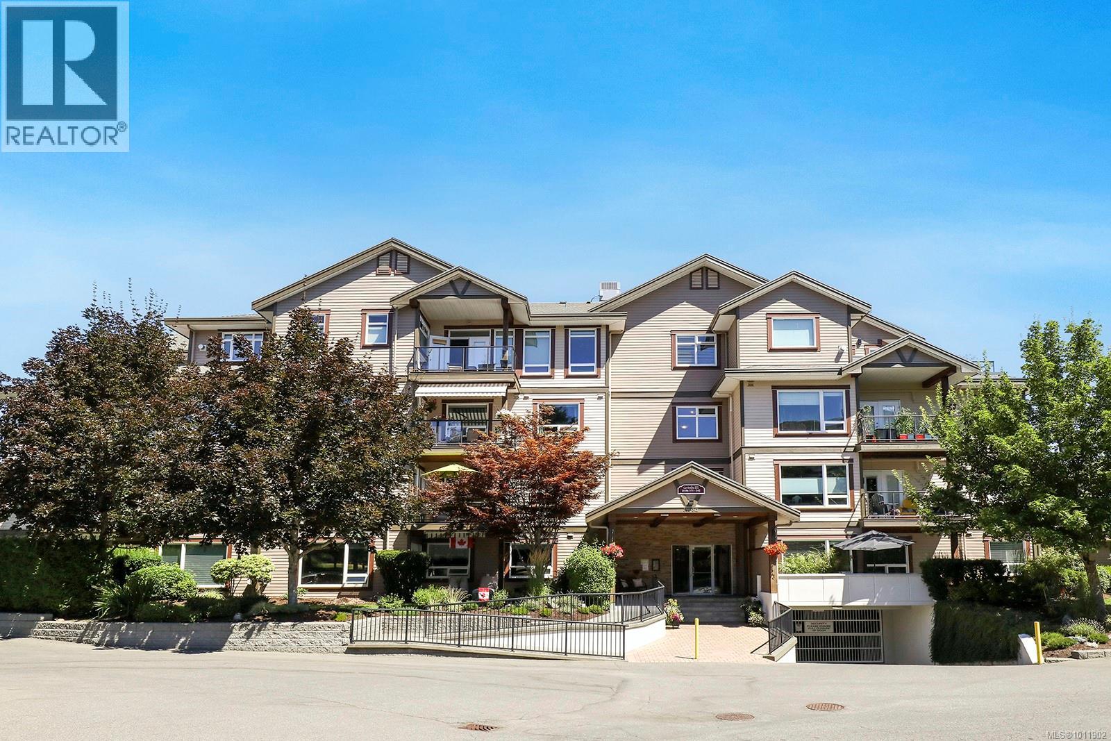 336 3666 Royal Vista Way, Courtenay, British Columbia  V9N 9X8 - Photo 32 - 1011902