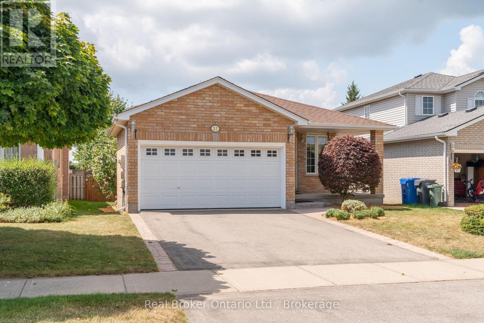 37 Borland Drive, Guelph, Ontario  N1G 5B5 - Photo 20 - X12341361