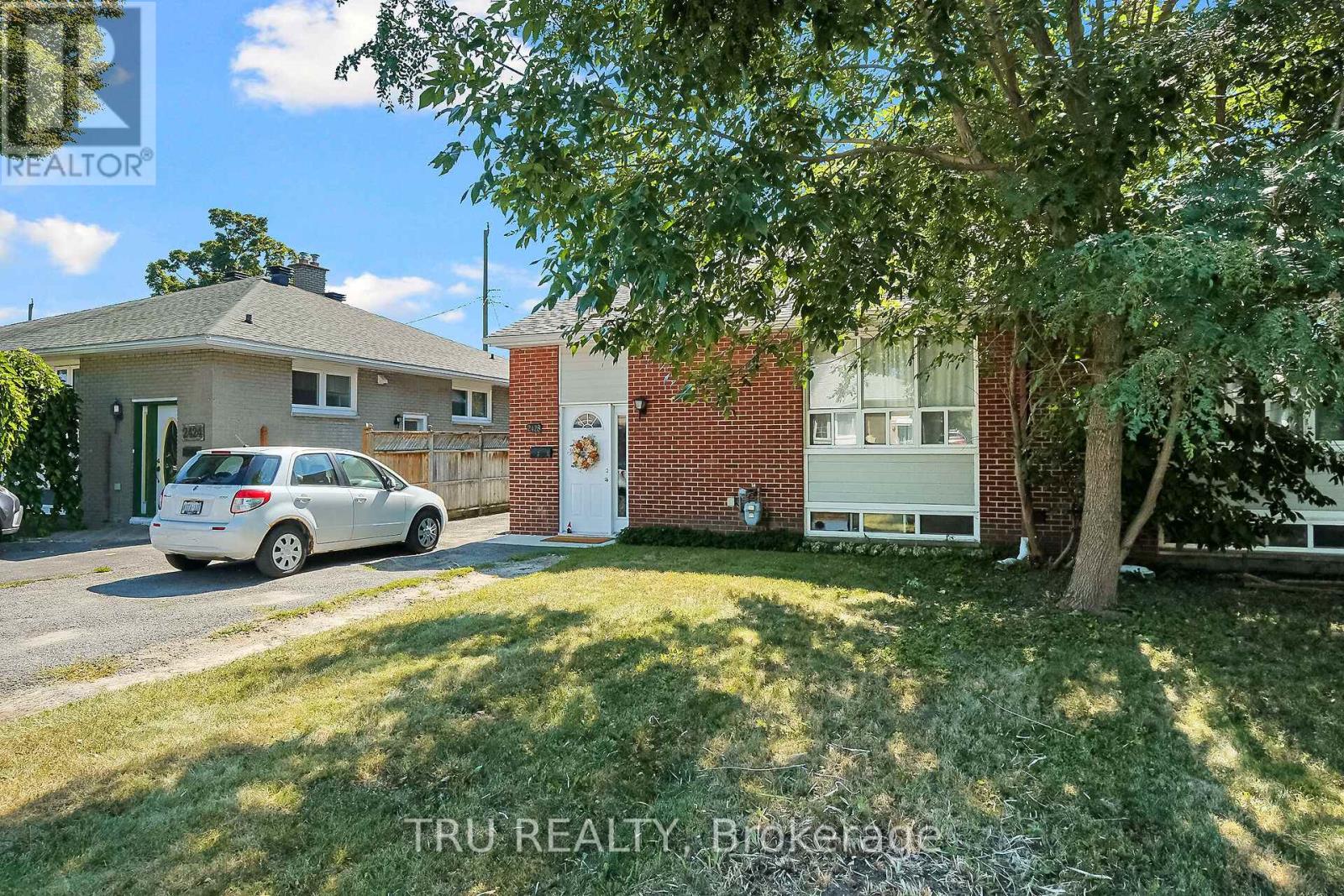 2428-2430 Iris Street, Ottawa, Ontario  K2C 1C6 - Photo 2 - X12363021