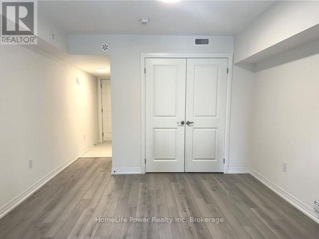 34 Sidney Rose Common N, St. Catharines (Glendale/glenridge), Ontario  L2T 0B3 - Photo 2 - X12363059