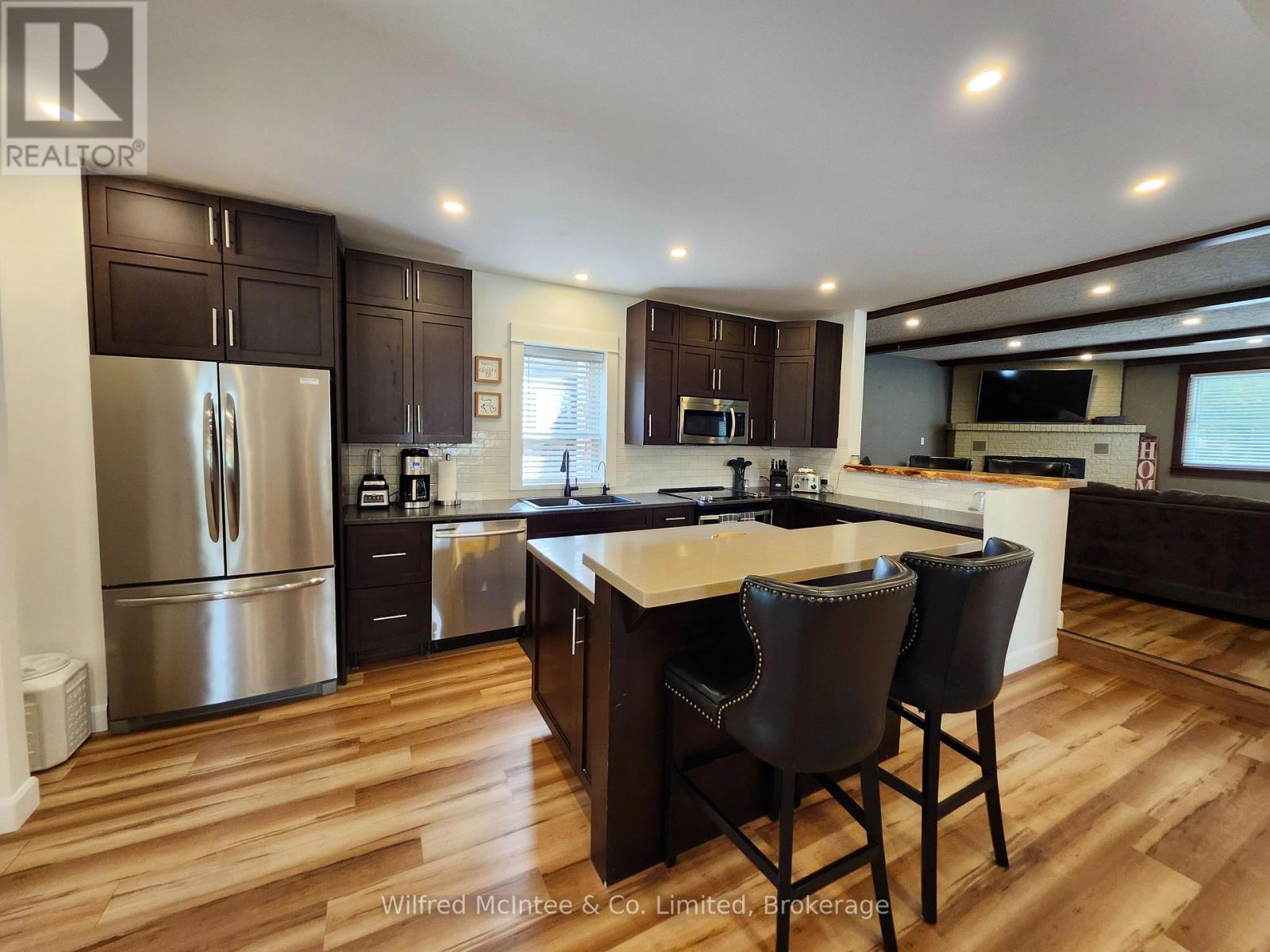 27 William Street N, Minto, Ontario  N0G 1M0 - Photo 10 - X12363105