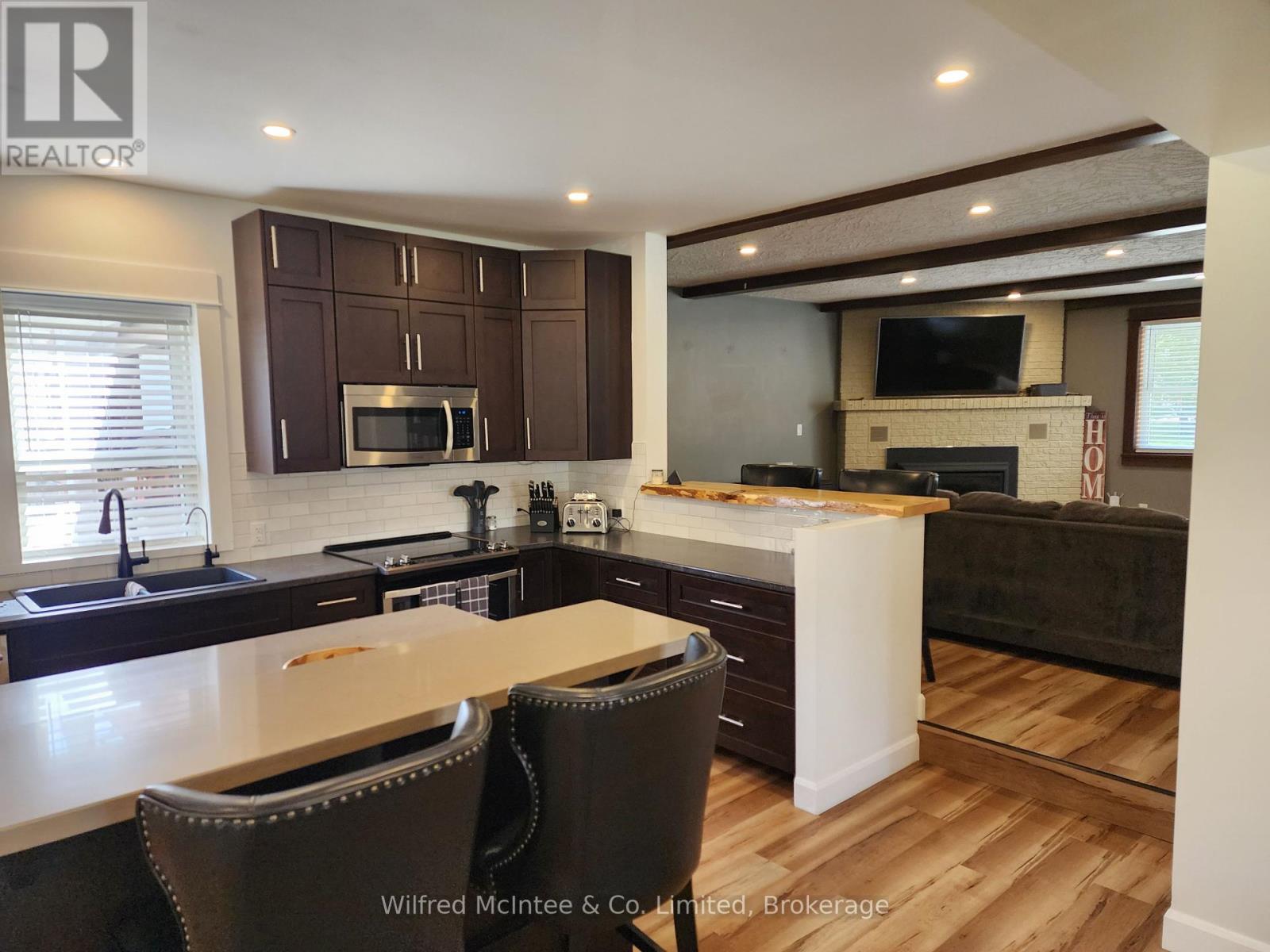 27 William Street N, Minto, Ontario  N0G 1M0 - Photo 15 - X12363105