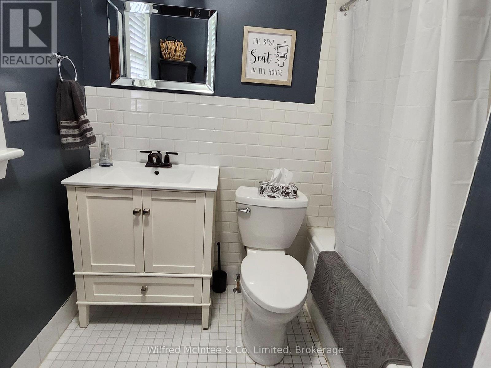 27 William Street N, Minto, Ontario  N0G 1M0 - Photo 23 - X12363105