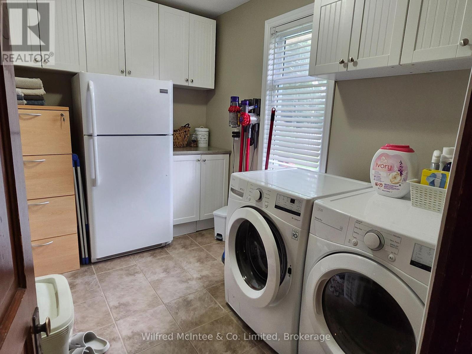 27 William Street N, Minto, Ontario  N0G 1M0 - Photo 29 - X12363105