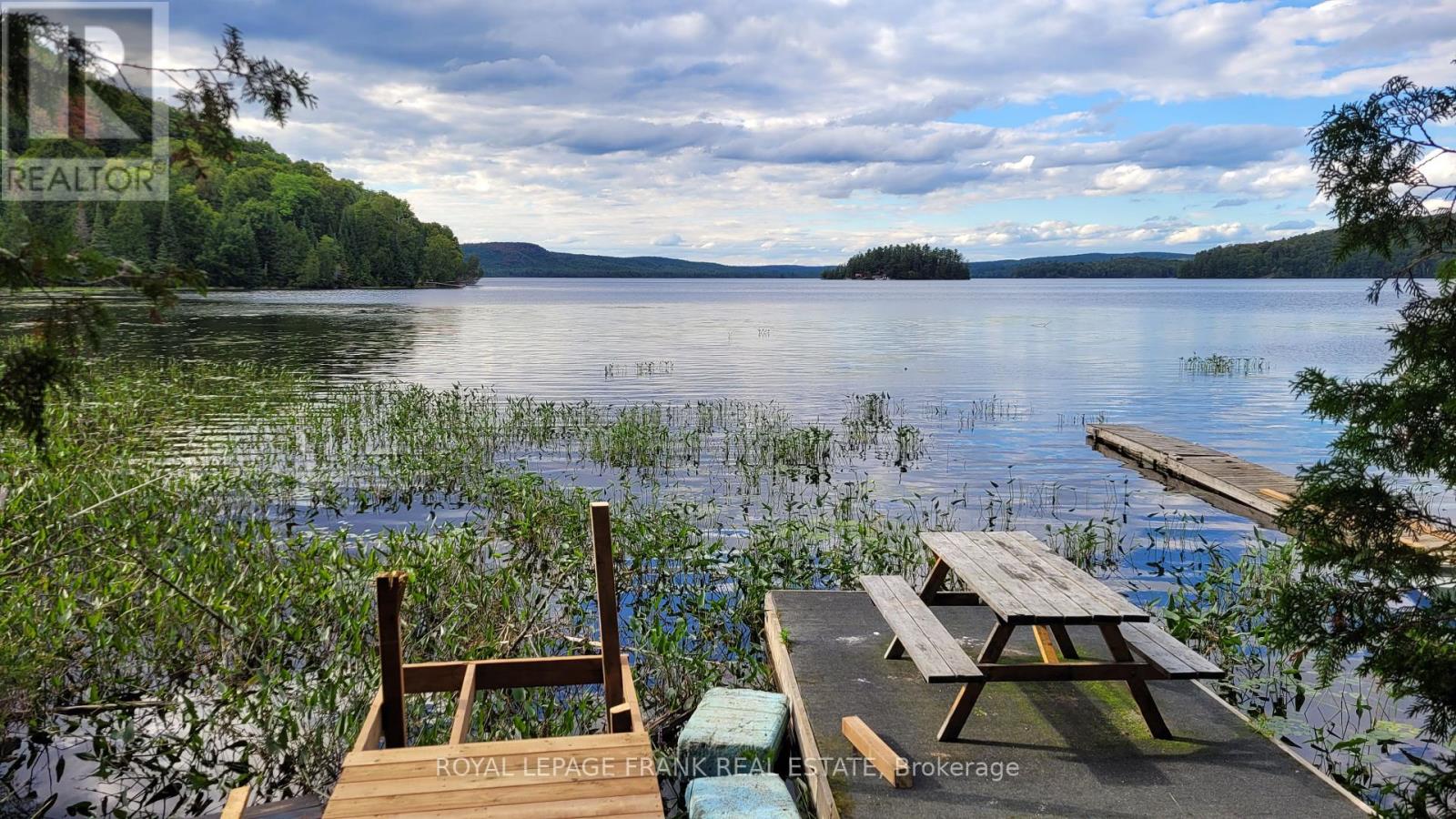 00 Elephant Lake, Dysart Et Al, Ontario  K0L 1M0 - Photo 1 - X12363026
