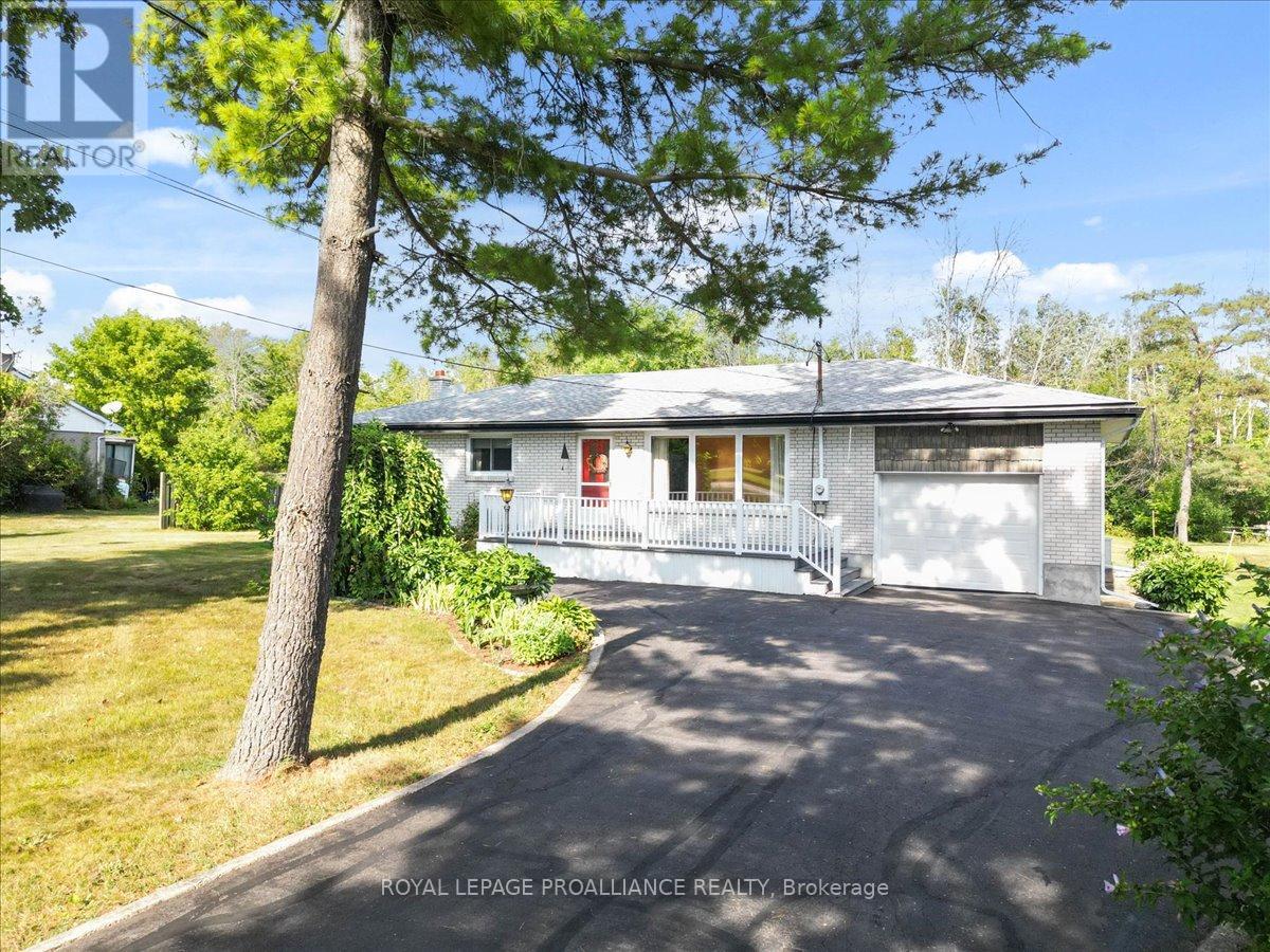 89 Point Anne Road, Belleville, Ontario  K8N 4Z4 - Photo 1 - X12363076