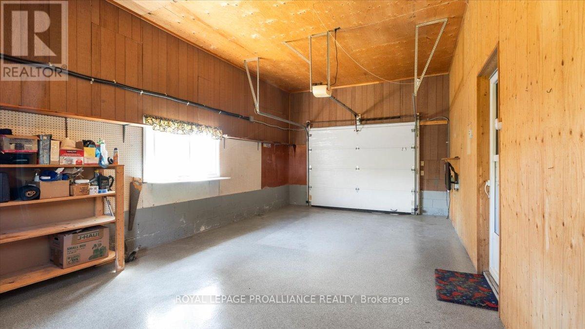 89 Point Anne Road, Belleville, Ontario  K8N 4Z4 - Photo 13 - X12363076