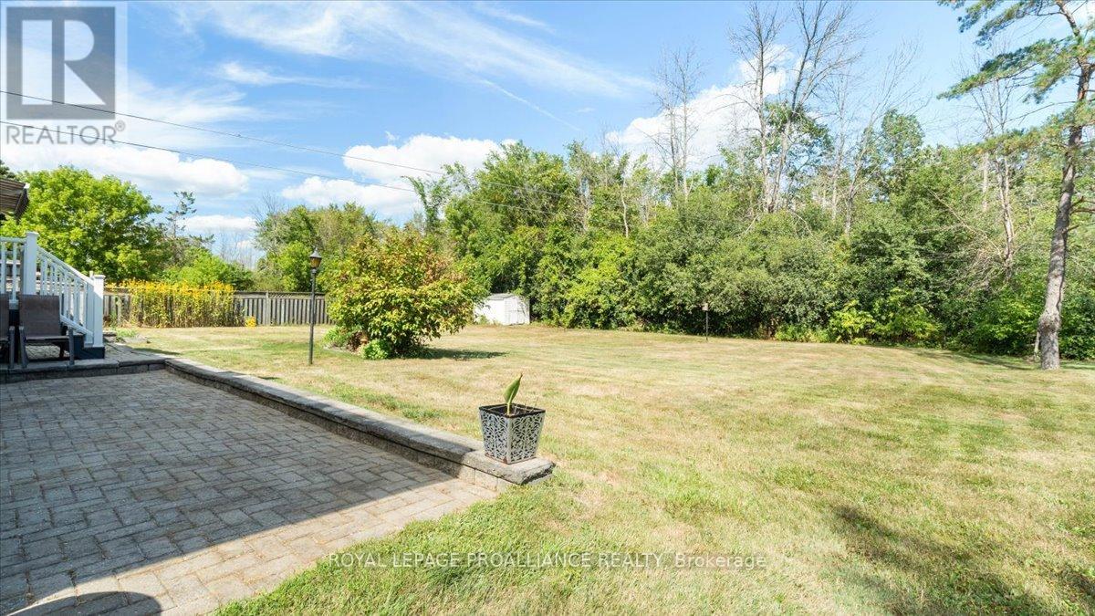 89 Point Anne Road, Belleville, Ontario  K8N 4Z4 - Photo 28 - X12363076