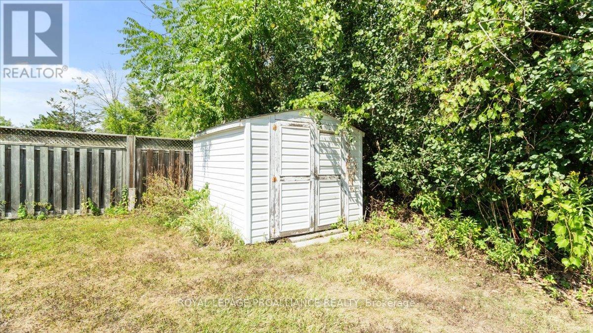 89 Point Anne Road, Belleville, Ontario  K8N 4Z4 - Photo 29 - X12363076