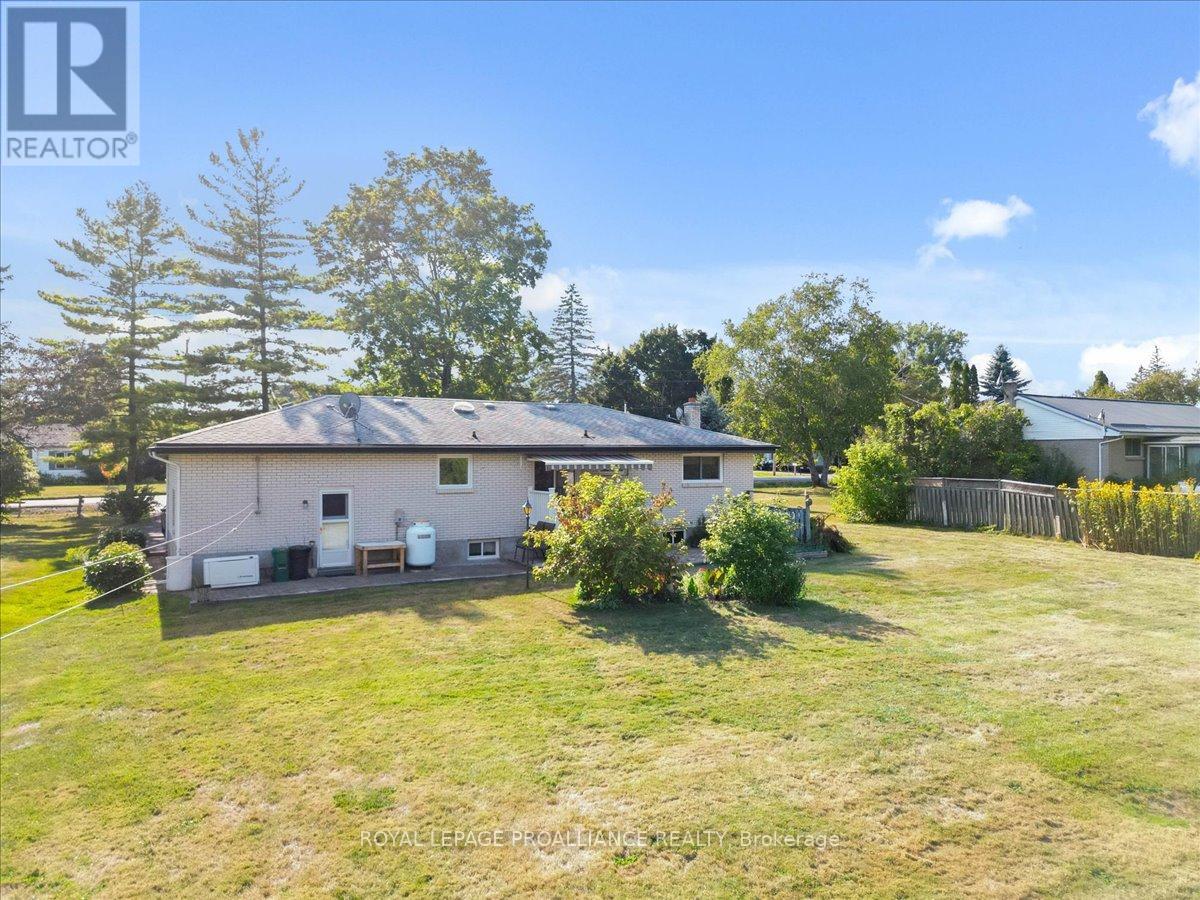 89 Point Anne Road, Belleville, Ontario  K8N 4Z4 - Photo 39 - X12363076