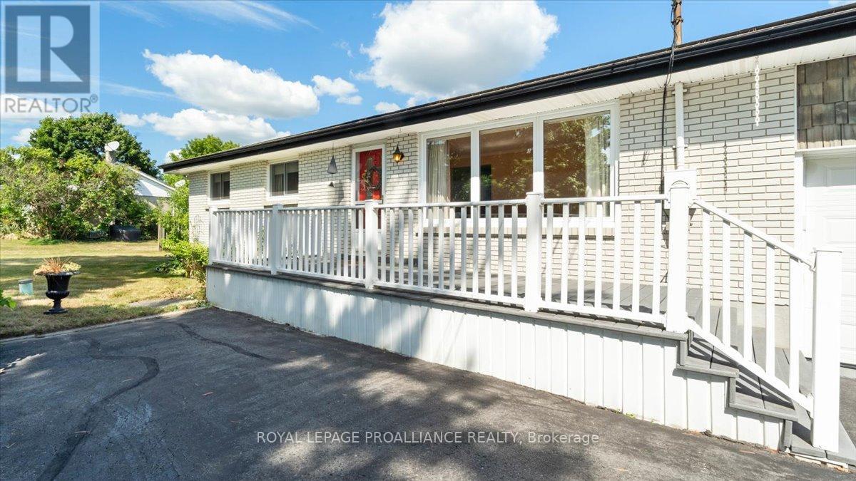 89 Point Anne Road, Belleville, Ontario  K8N 4Z4 - Photo 40 - X12363076