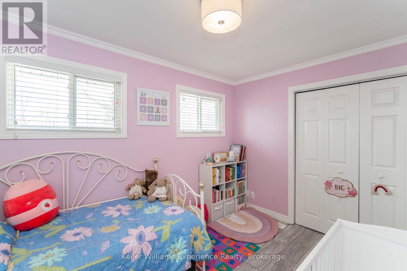 3 Keefe Street, Penetanguishene, Ontario  L9M 1B4 - Photo 15 - S12262946
