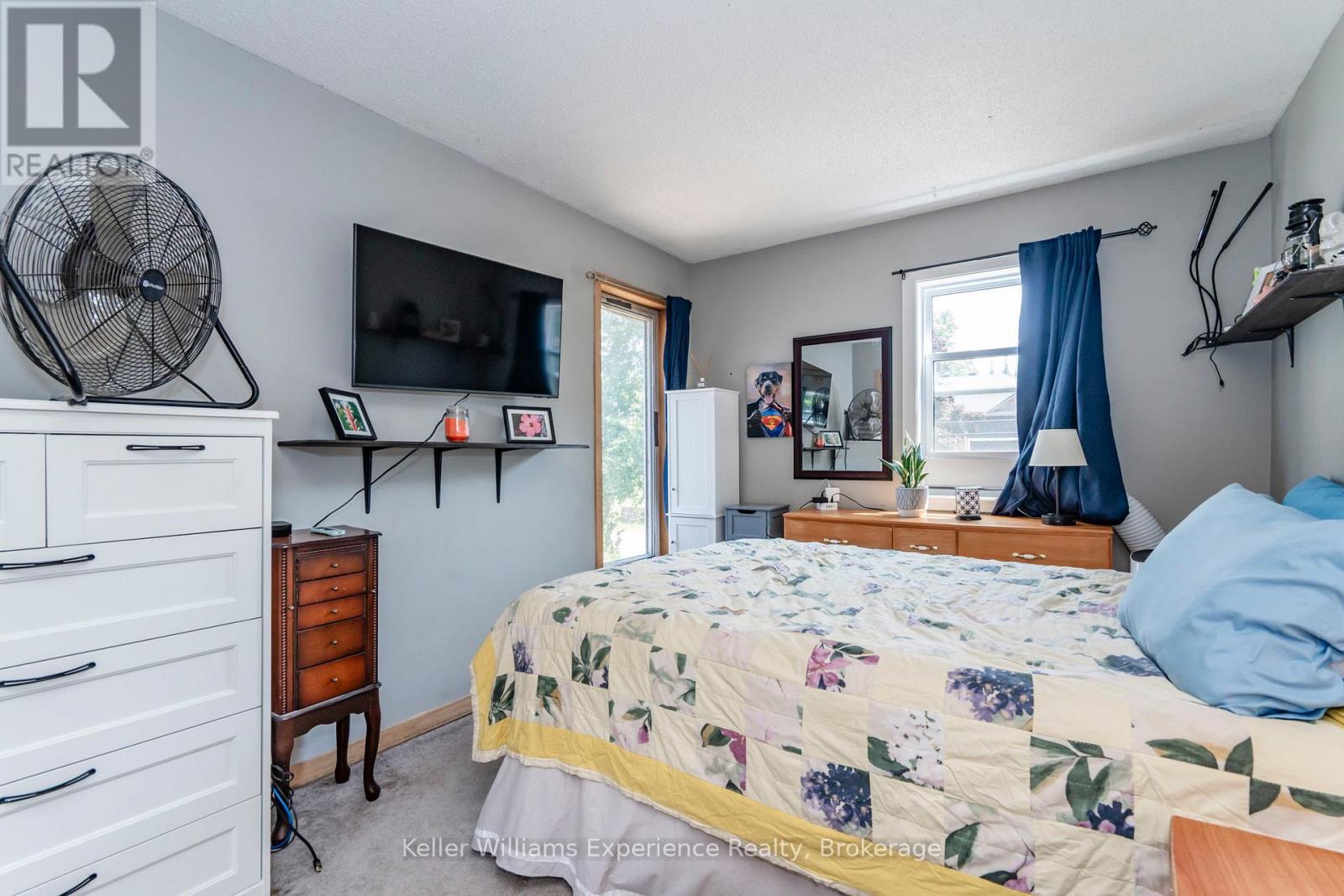 230 Church Street, Penetanguishene, Ontario  L9M 1G6 - Photo 10 - S12298281