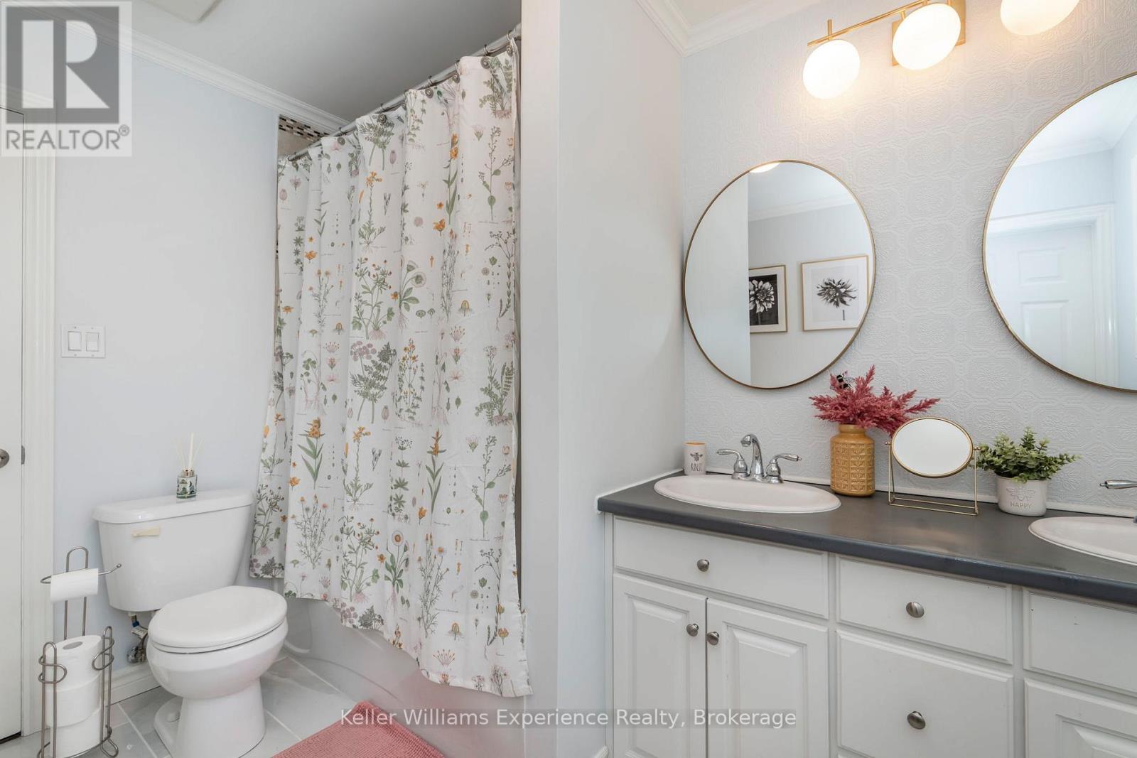 3 Keefe Street, Penetanguishene, Ontario  L9M 1B4 - Photo 17 - S12262946