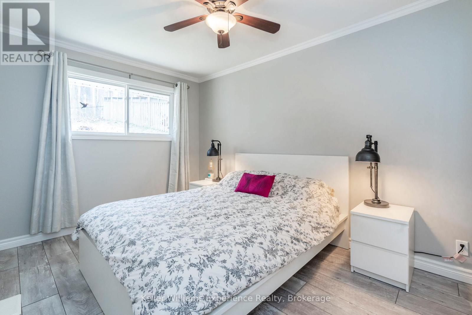 3 Keefe Street, Penetanguishene, Ontario  L9M 1B4 - Photo 12 - S12262946