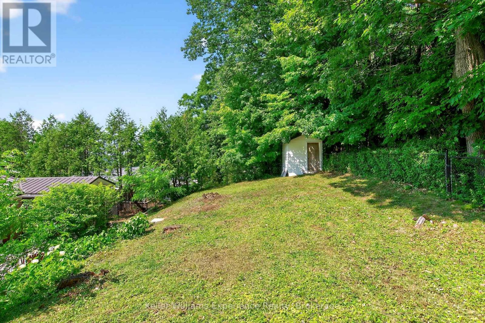 3 Keefe Street, Penetanguishene, Ontario  L9M 1B4 - Photo 26 - S12262946