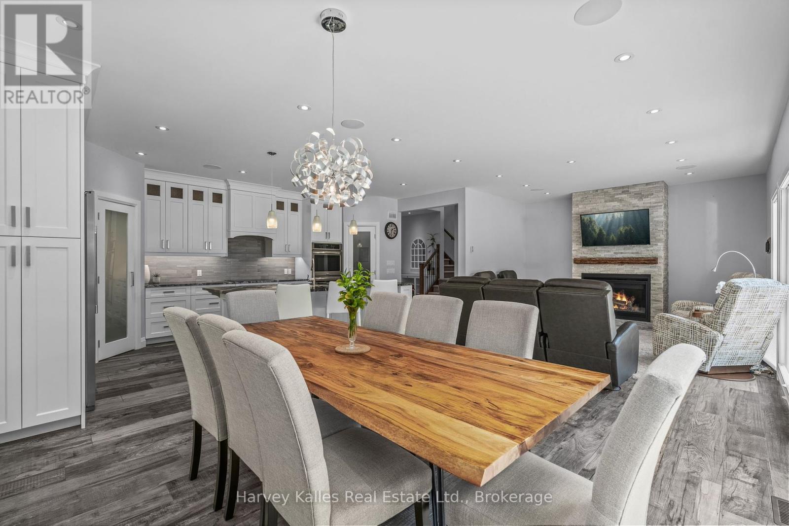 36 Homestead Lane, Huntsville, Ontario  P1H 2N8 - Photo 16 - X12359768