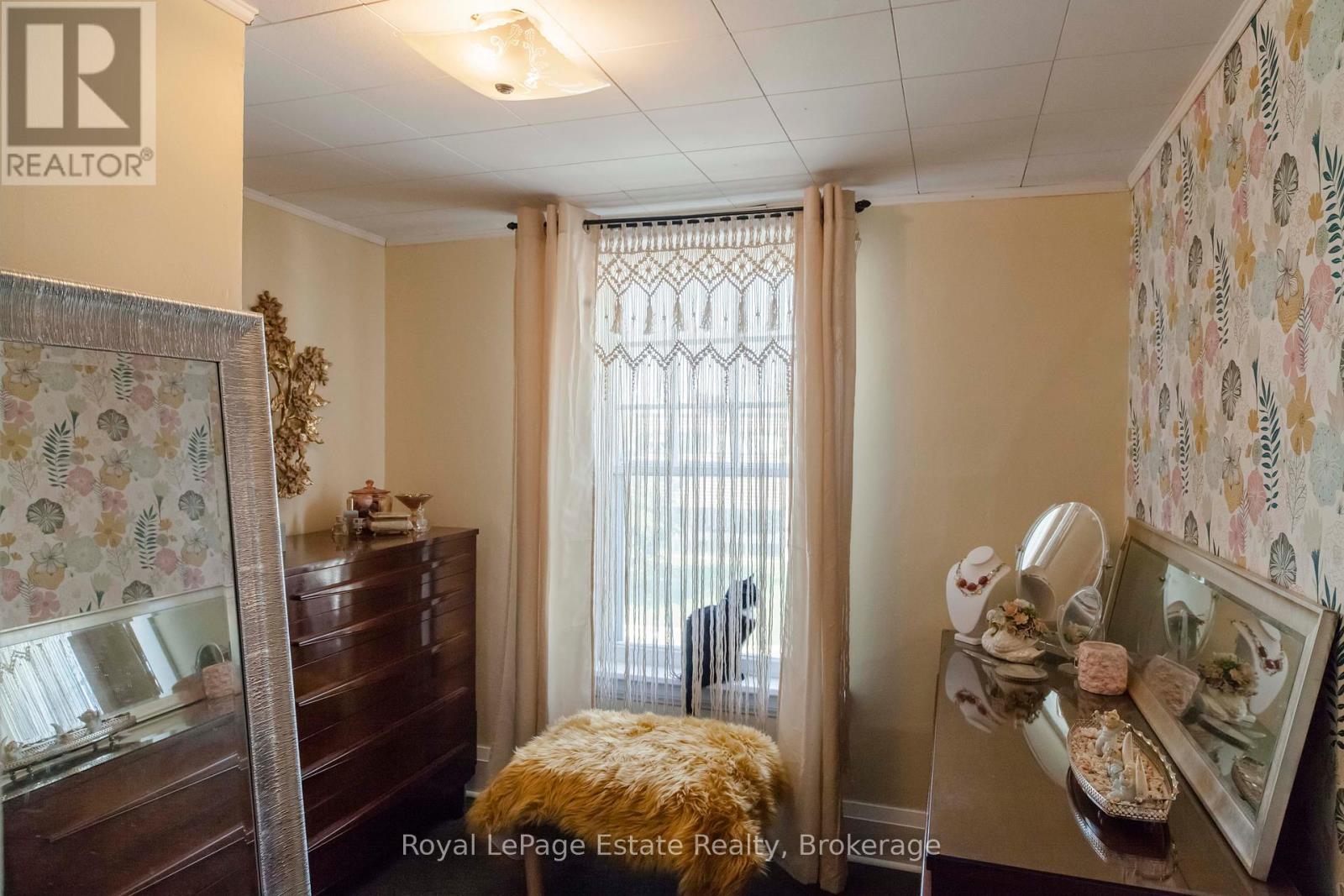 333 12th Street E, Owen Sound, Ontario  N4K 1W1 - Photo 24 - X12361610